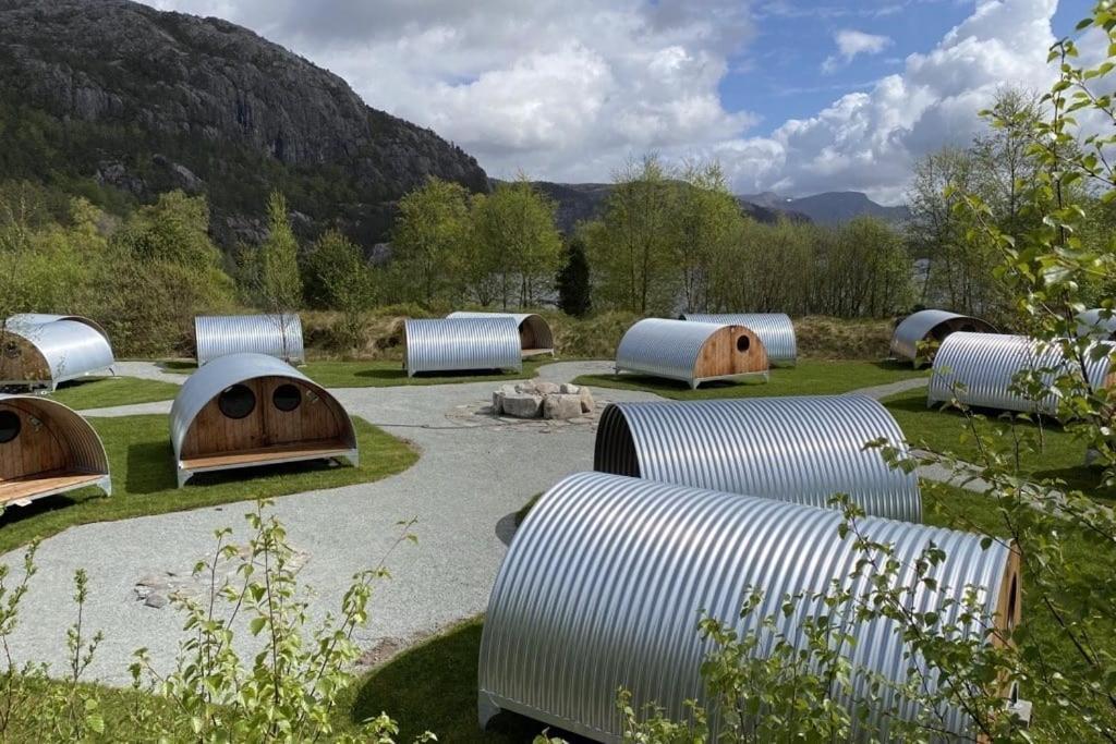 מלון Jørpeland Hikers Camp, Part Of Preikestolen Basecamp מראה חיצוני תמונה